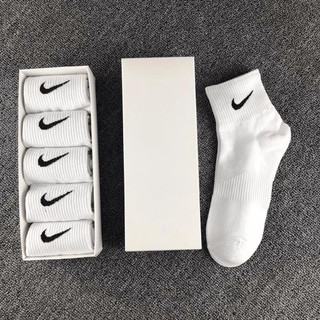 Tất_Nike trắng thể thao cao cổ nam,Vớ Thời Trang Hàng Cực Đẹp, Dày Dặn Không Gây Mùi