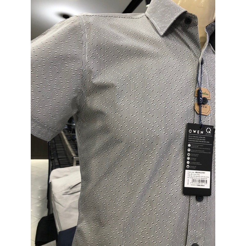 Áo sơ mi owen ngắn tay màu ghi họa tiết body fit vạt ngang vải sợi tre AB230137NT