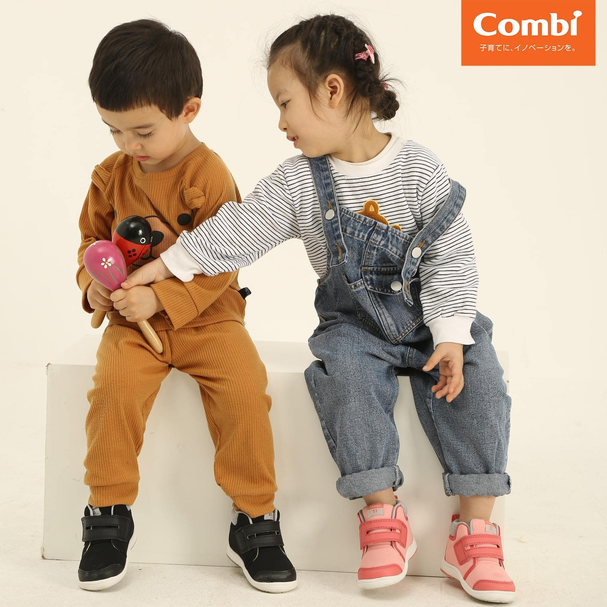 Giày cao cổ Combi S-Go đế định hình B2001 màu hồng Pinky/màu đen