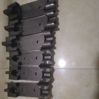 đế sạc không dây gắn tường cho máy hút bụi dyson v7,v8