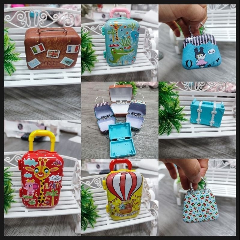 Vali xách tay bằng sắt ,vali kéo bằng sắt trang trí hoa văn ,hoạ tiết sang trọng cho búp bê barbie