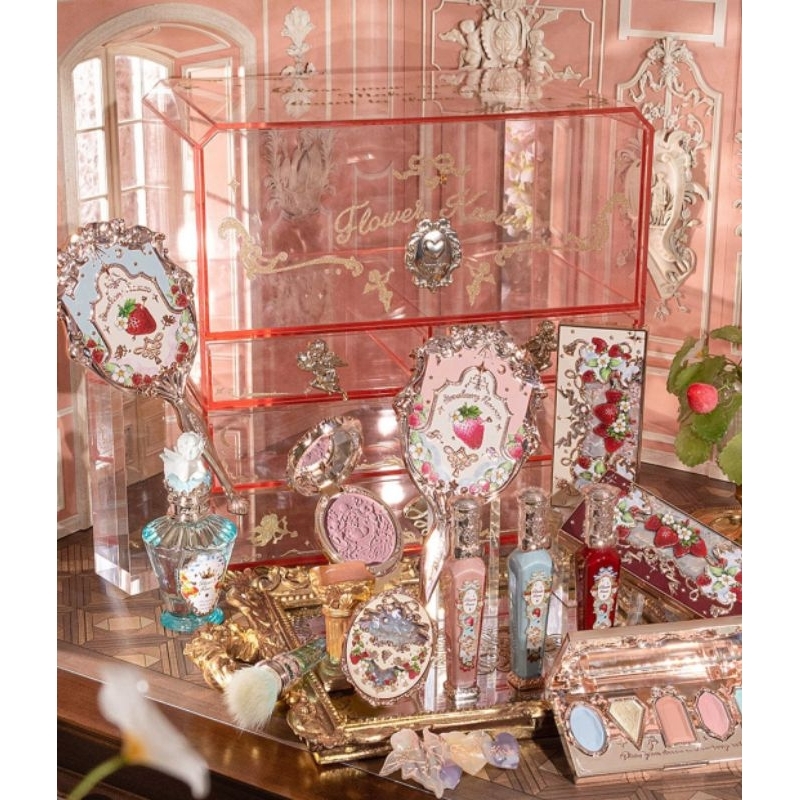 Flower Knows tặng phẩm