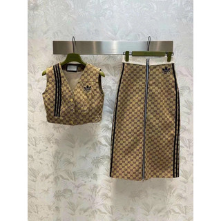 Set áo ba lỗ chân váy gucci khoá dáng dài
