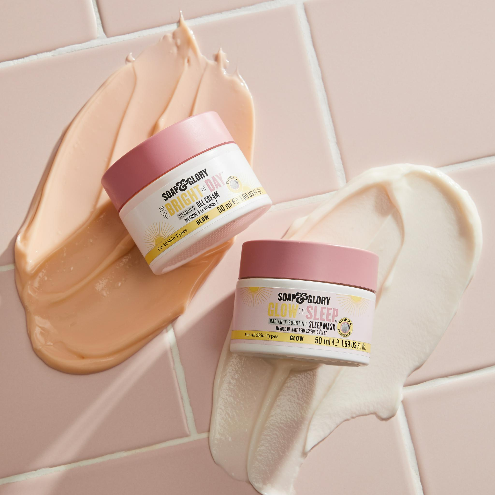 Kem dưỡng trắng da soap and glory bright day gel cream 50 ml