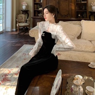 Đầm nhung sang trọng phối ren giả khoác