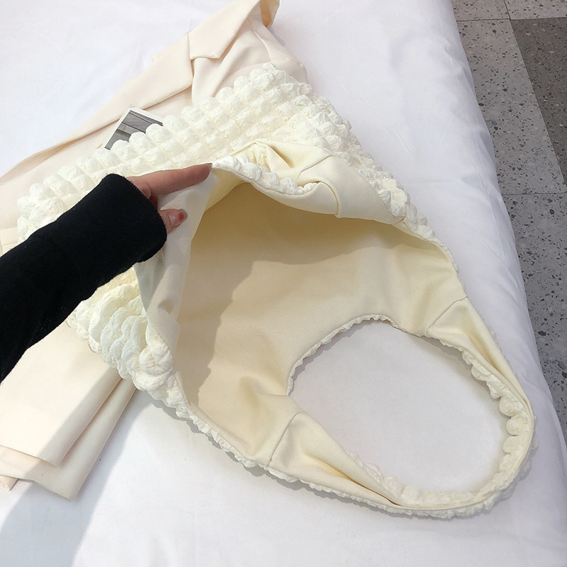 Túi  tote đeo vai dạng hình mây vải xốp cá tính, trẻ trung TVA50 Zavana
