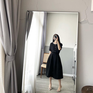 Set áo và chân váy đũi đen cổ bèo