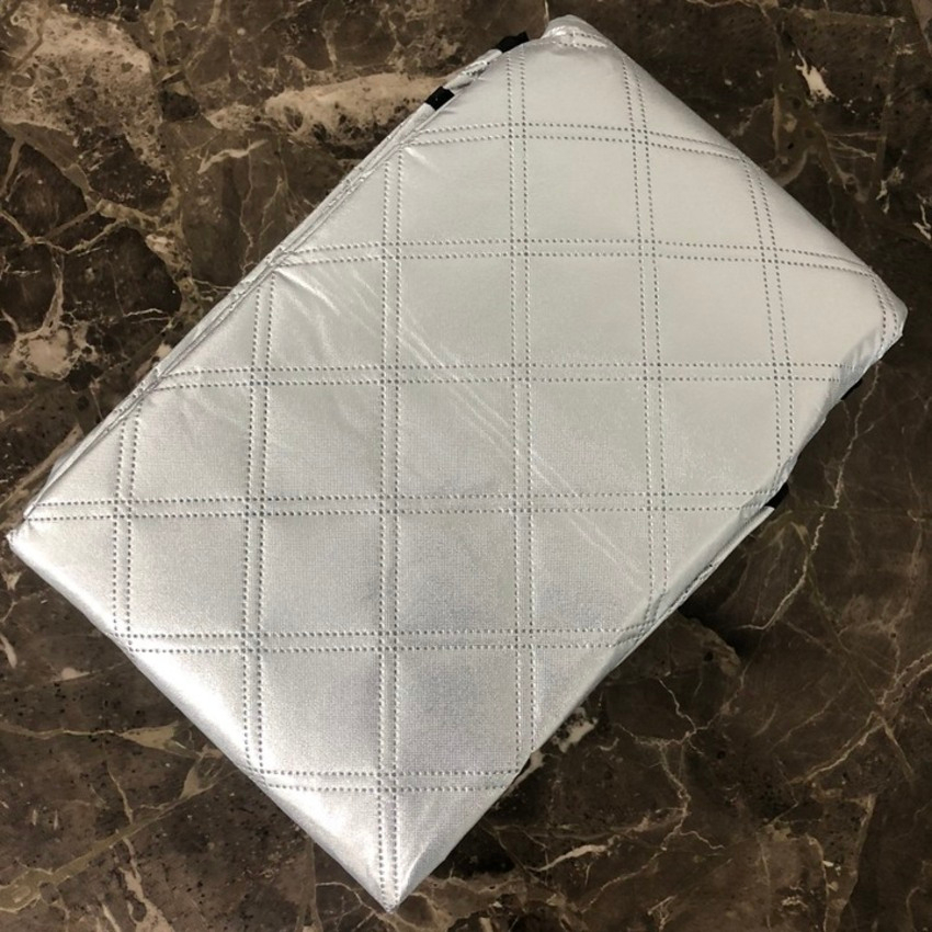 Tấm, bạt chắn nắng kính lái, hông xe và gương chiếu hậu xe ô tô 4 lớp phản quang cao cấp