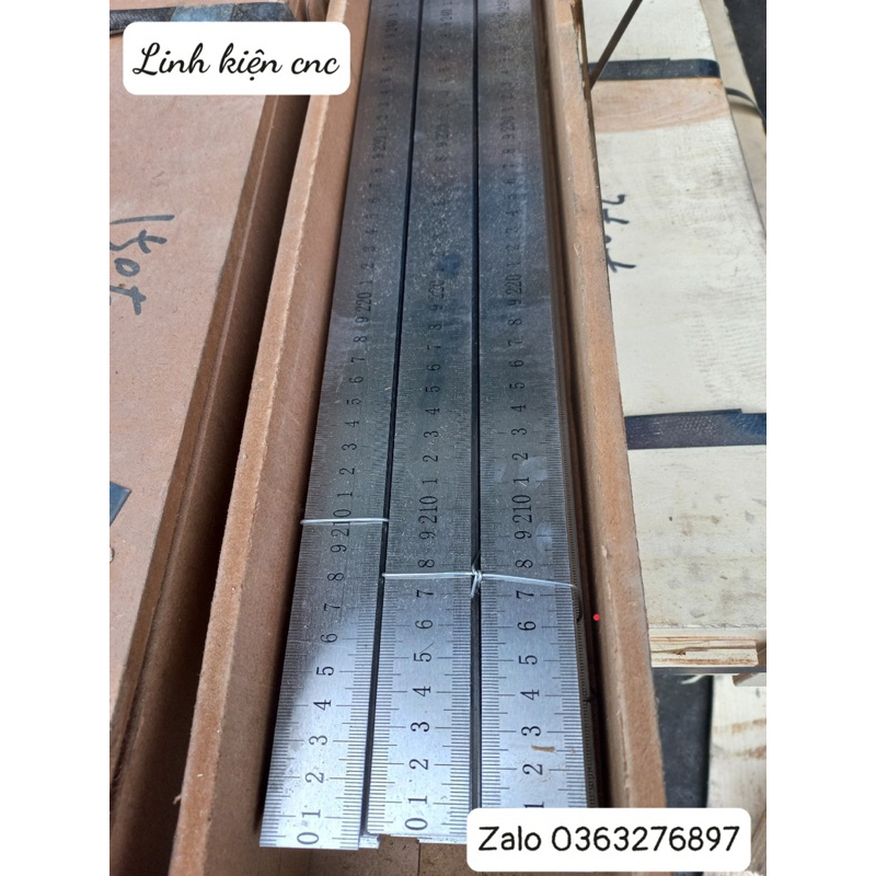Thước lá , thước kẻ kỹ thuật dài 3m chữ in nổi hai mặt thép inox không rỉ