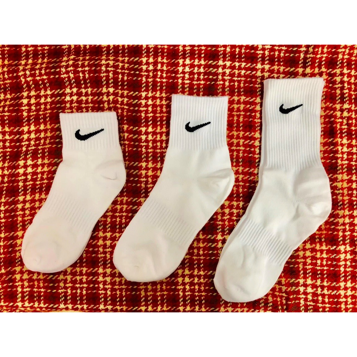 Tất Nike Cao Cổ Vớ Nam Nữ Cổ Cao Thấp Unisex Dệt Kim Cao Cấp Trơn Màu Trắng Đen Thể Thao Đá Bóng Dài Dày