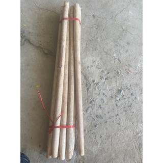 Cán cuốc, cán xẻng bằng gỗ hình thật dài 1m