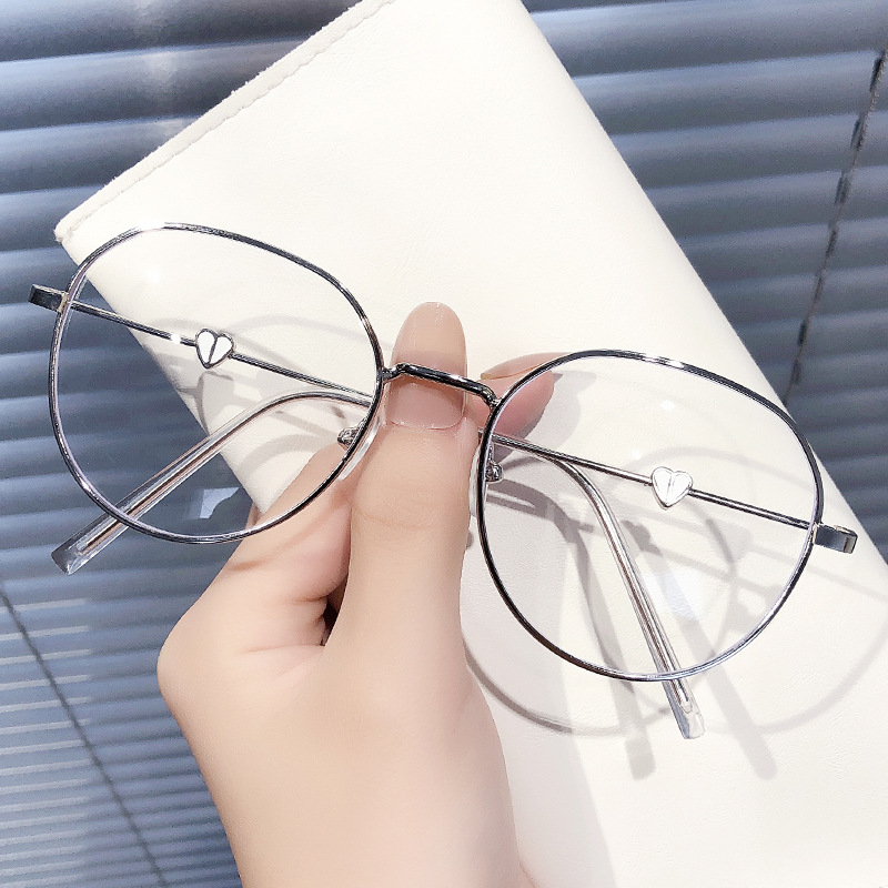 Mắt Kính Form tròn đính Trái tim có thể thay tròng Hot Trend Siêu Dễ Thương - Hata24h