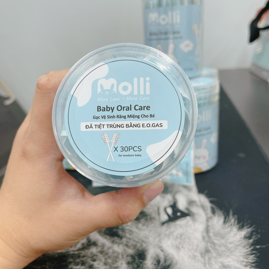 Gạc Rơ Lưỡi Trẻ Em Molli Đã Tiệt Trùng - Hộp 30 Que Đạt Chứng Nhận Tiêu Chuẩn