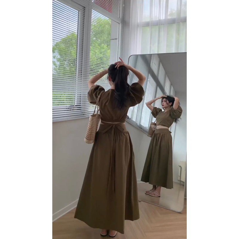 Áo tay bồng chéo eo thun sau + chân váy dài xoè