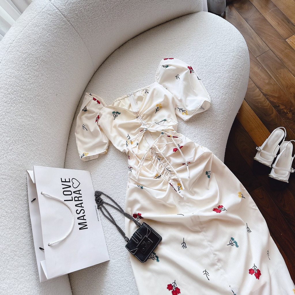 đầm rút dây ở ngực khoét eo in hình chery đỏ mọng hoarv2