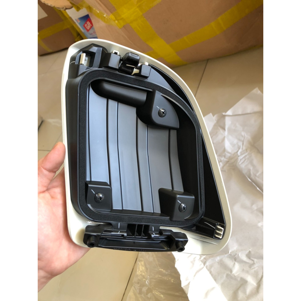 Bộ nắp hộc đồ XE SCOOPY 2023 CHÍNH HÃNG HONDA