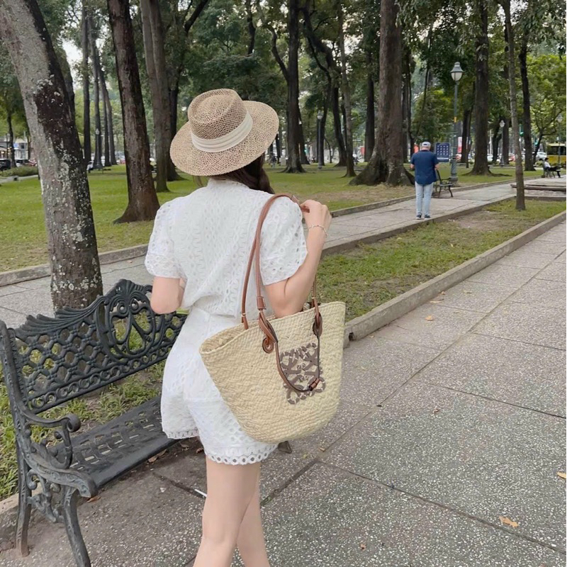 SET ÁO REN TRẮNG TAY PHỒNG SHORT