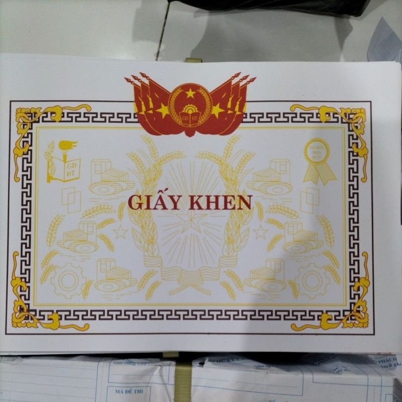 200 phôi giấy khen a4- mẫu 3, giấy indo150gsm