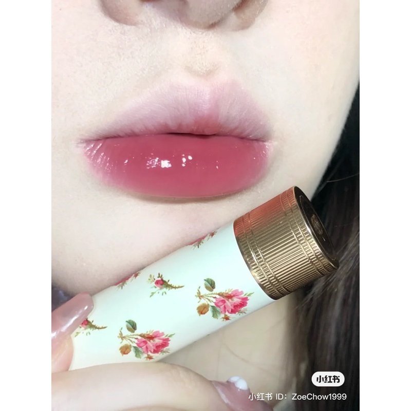 Son Gucci Rouge à Lèvres Voile Sheer