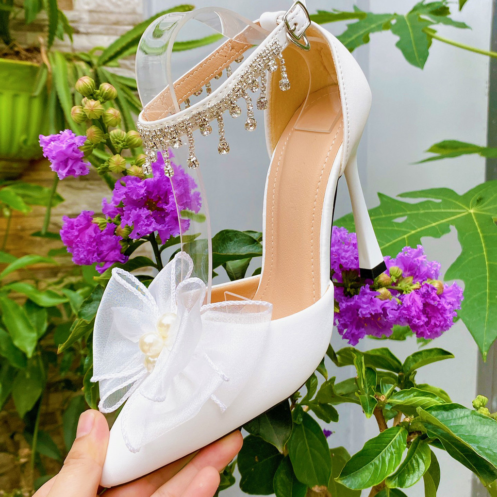 Giày cô dâu tua đá cao 10 phân CHÂN GẦY MỎNG ĐI LÙI SIZE