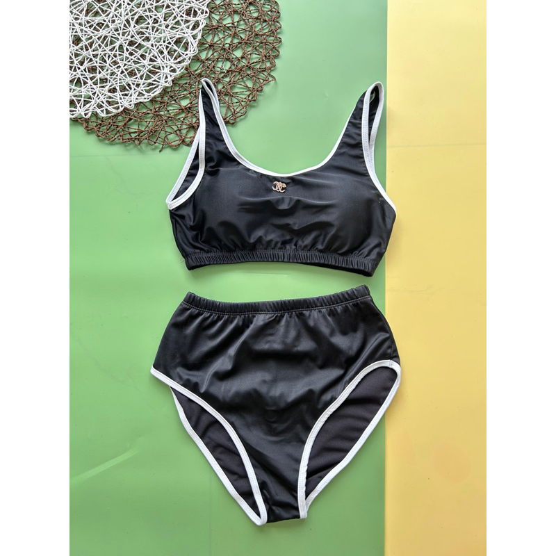 Bikini 2 dây đi bơi đẹp