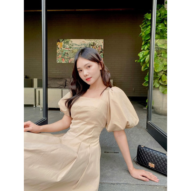 Đầm cổ vuông tay bí