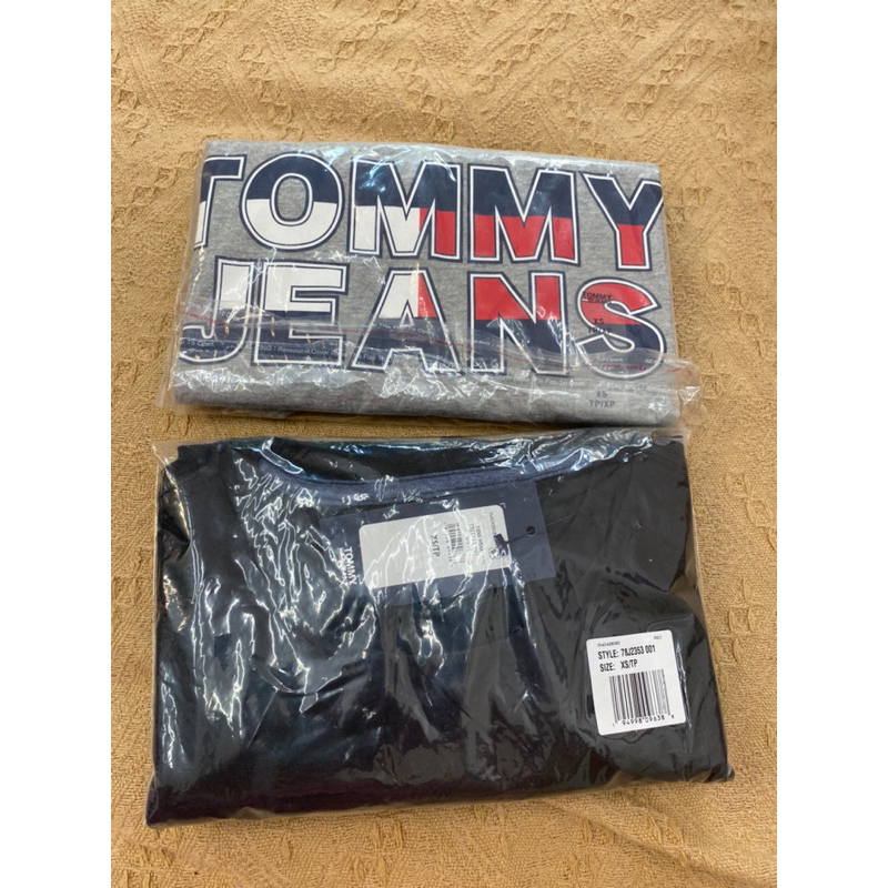 Áo Tommy săn sale us đủ bill