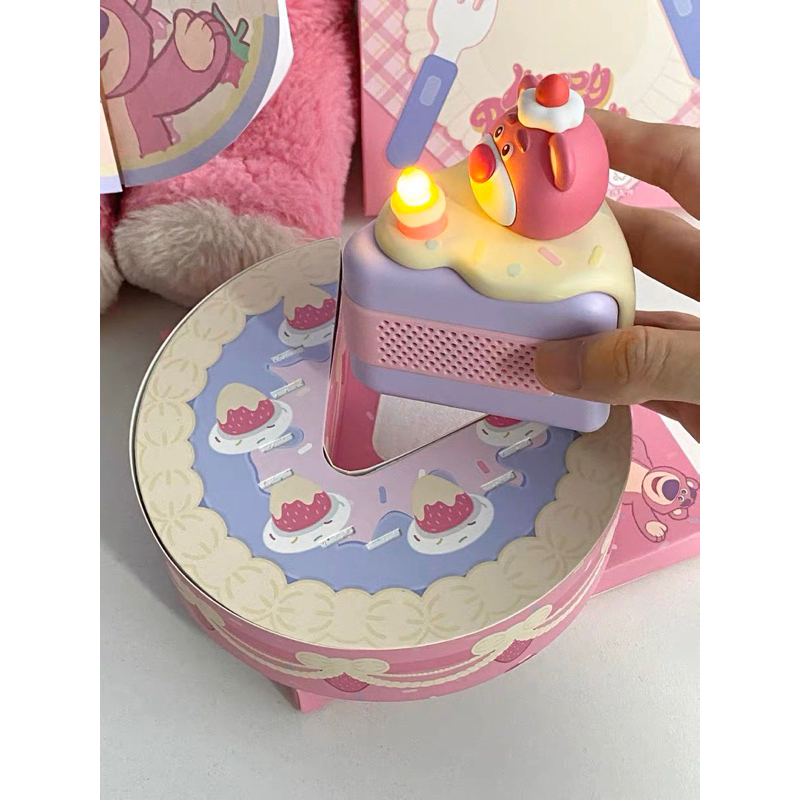 Loa Bluetooth  Gấu Dâu Losto Hình Bánh Sinh Nhật Siêu Cute