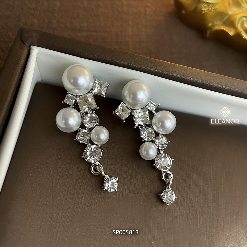 Bông tai nữ chuôi bạc 925 Eleanor Accessories dáng dài đính đá ngọc trai nhân tạo phụ kiện trang sức 5813