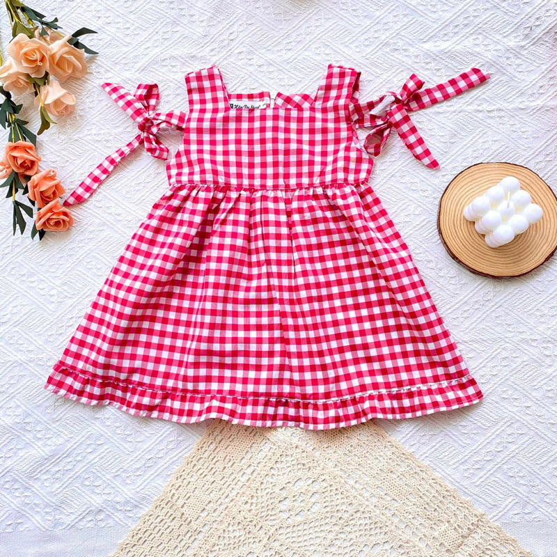 Váy bé gái HANDYKIDS sát nách tay thắt nơ hoạ tiết caro xinh đẹp cho trẻ em