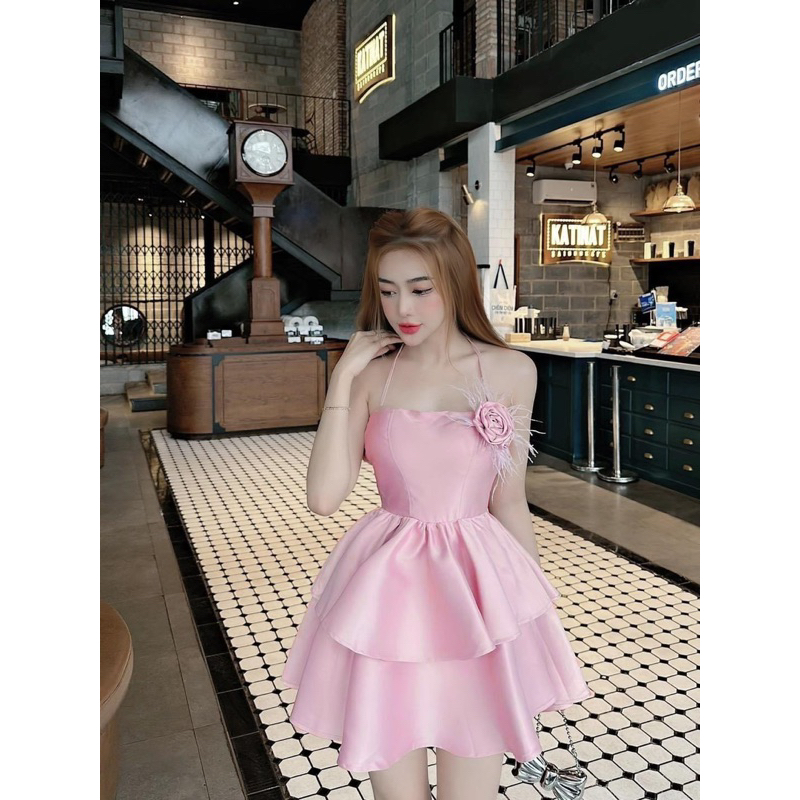 Đầm Dây Tapta Đính Hoa Lông Vũ Dáng Xoè Tầng Cúp Mút Ngực