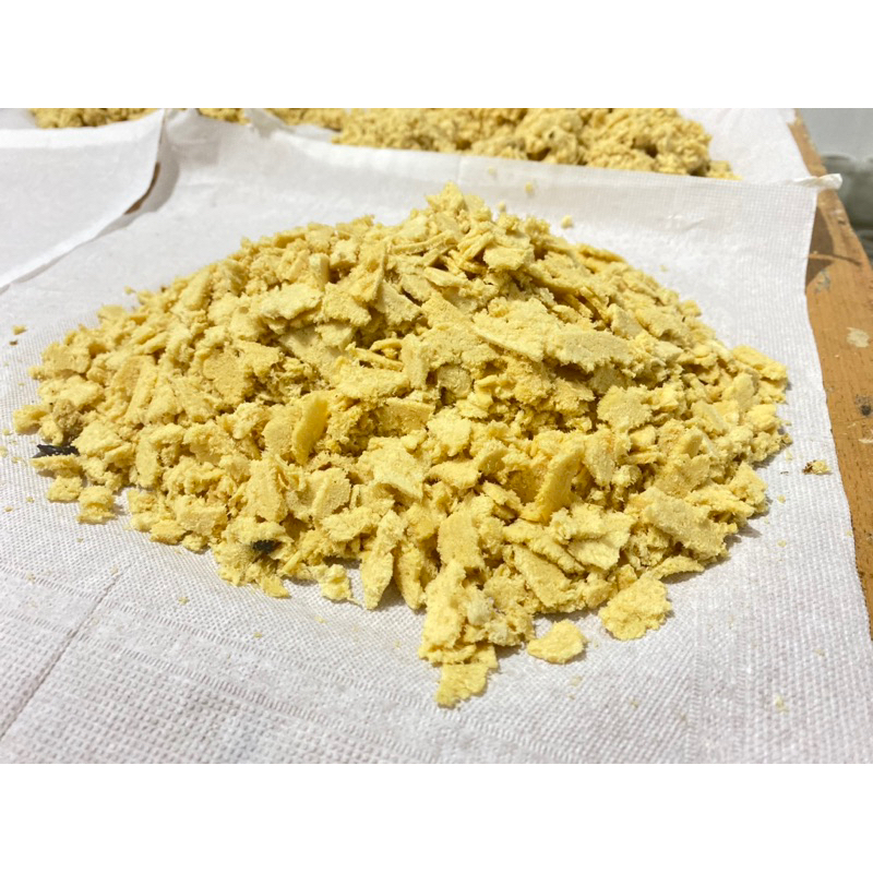 Hộp trứng thu từ 2kg đến 10kg sâu. Dành cho nuôi chim cá cảnh hoặc nuôi xử lý rác gia đình