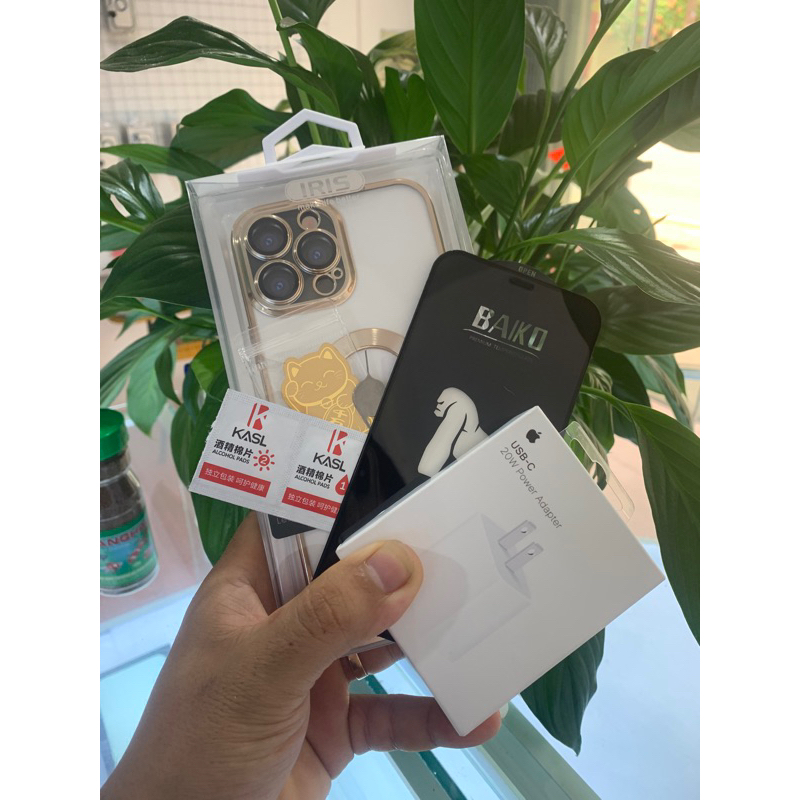 khi mua ốp hở táo từ ip6-14prmax,tặng kèm 1 kính cường lực baiko+1 mèo thần tài+1 que chọc sim+củ sạc nhanh 20w+giấy lau