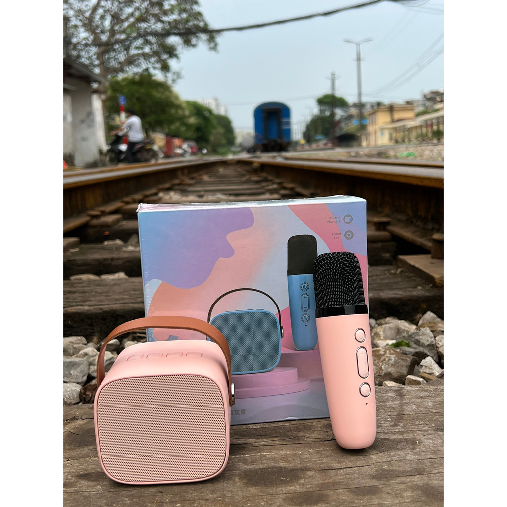 LOA MINI KÈM MIC HÁT KARAOKE D20 KẾT NỐI ĐƯỢC VỚI ĐIỆN THOẠI HOÁC MÁY CHIẾU