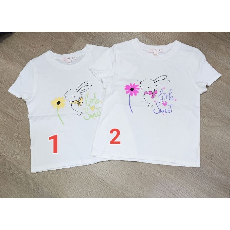 Áo bé gái xuất dư ( Size 4y vết dơ nhỏ )