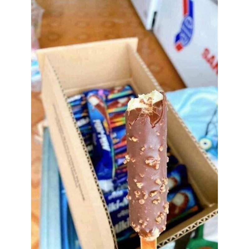 Kem miki socola sữa