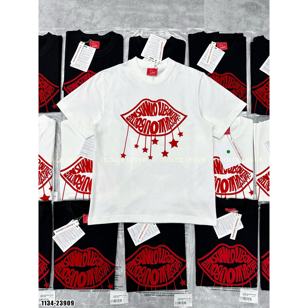 Áo Phông Nam Louboutin Hình Đôi Môi Kim Tuyến Siêu HotTrend 2023 - Áo Thun Nam Nữ Louboutin Chất Liệ