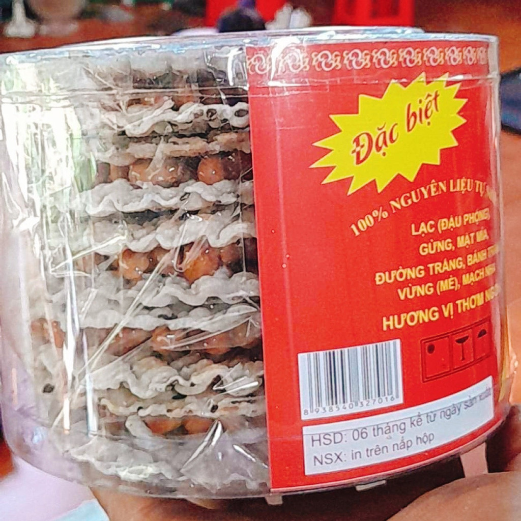 Hộp 700gr Kẹo Cu Đơ đậu phộng bánh đa Đặc Sản Hà Tĩnh - Thương hiệu lâu năm Trúc Hà