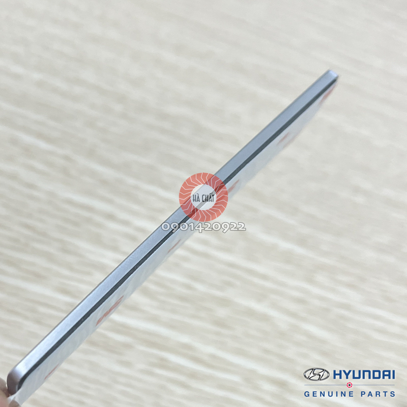 Logo chữ nổi 1.2 cho xe Hyundai i10 - Nhập khẩu chính hãng HYUNDAI MOBIS Hàn Quốc