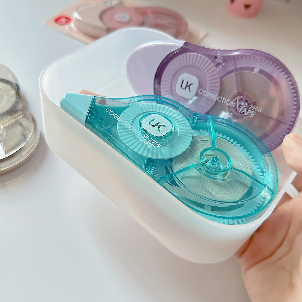 Bút xóa kéo UK lõi dài 30m, che phủ tốt BXK03