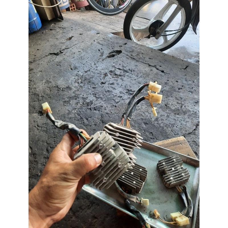 Sạc Attila zin rã xe