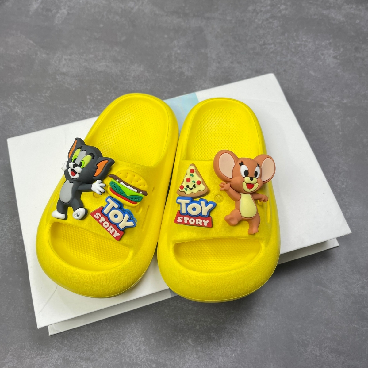 Dép lê bánh mỳ cho bé gái, trai siêu nhẹ EVA  không mùi.