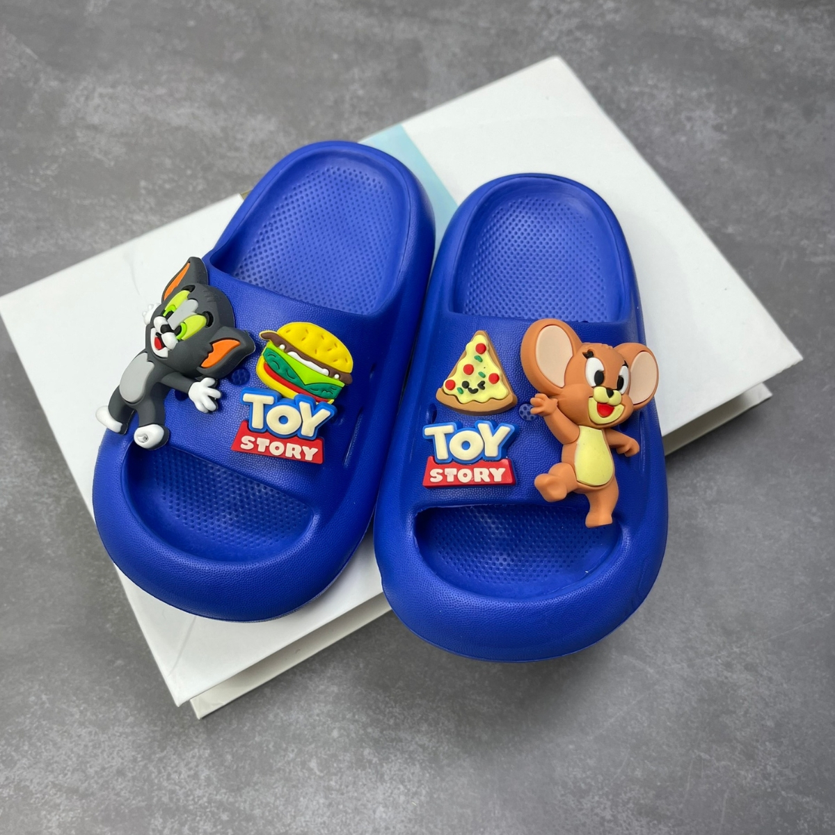 Dép lê bánh mỳ cho bé gái, trai siêu nhẹ EVA  không mùi.