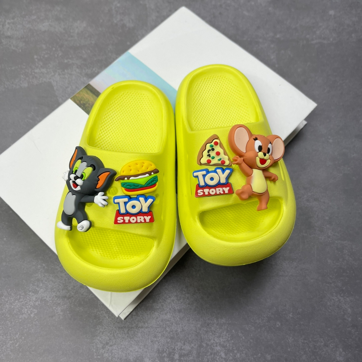 Dép lê bánh mỳ cho bé gái, trai siêu nhẹ EVA  không mùi.