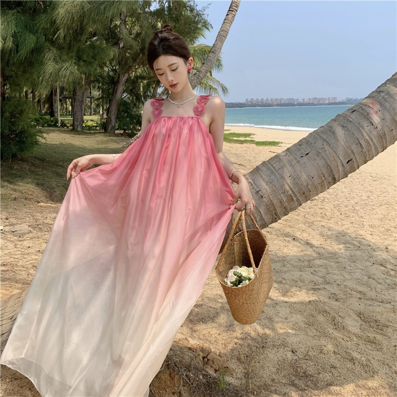 Đầm maxi suông phối hai dây ren hoa màu hồng kiểu nàng thơ đi biển siêu xinh, váy maxi suông che khuyết điểm đi biển