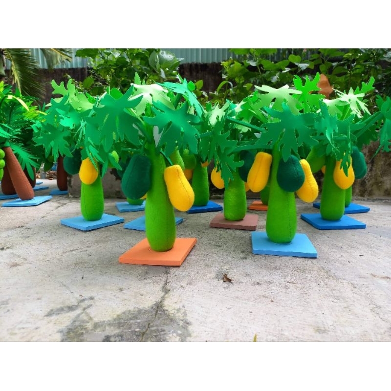 Mô hình cây bằng nỉ nhồi bông