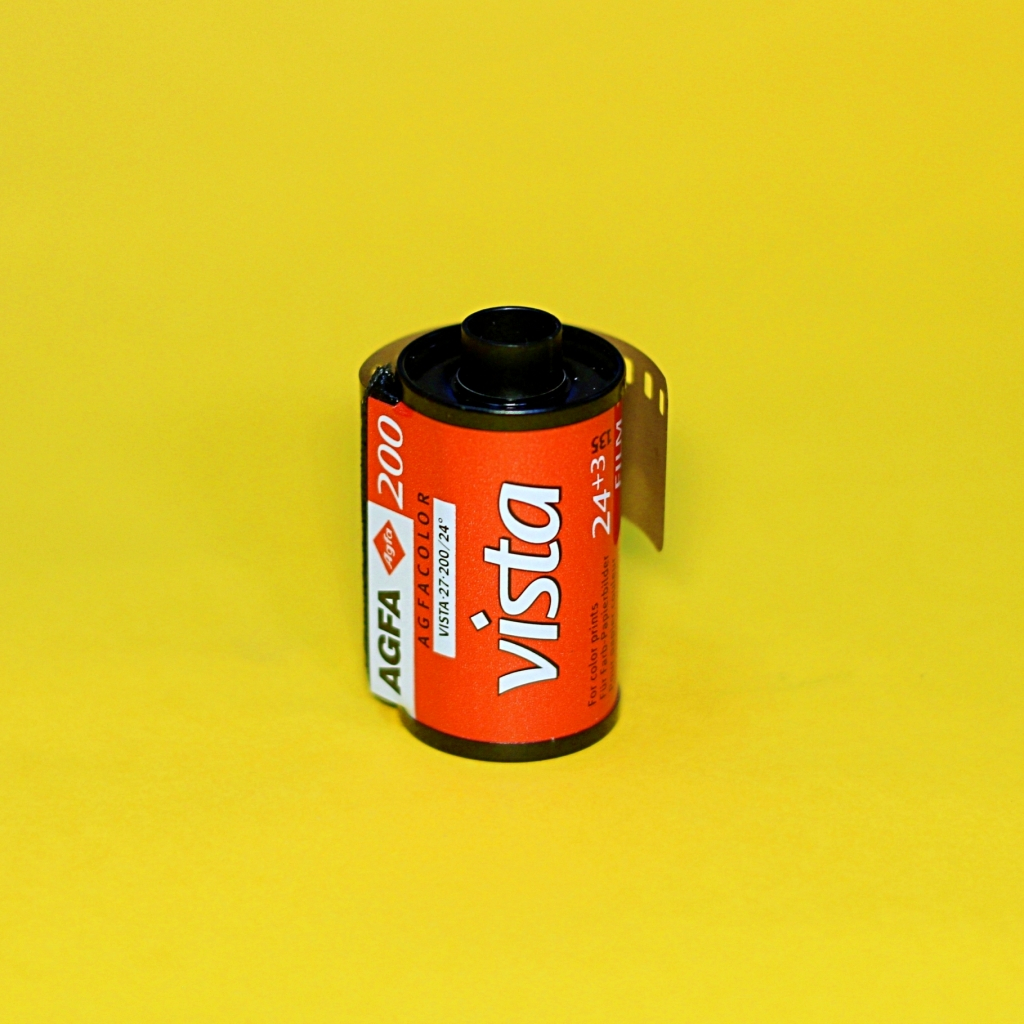 Film chụp ảnh outdate Agfa Vista 200
