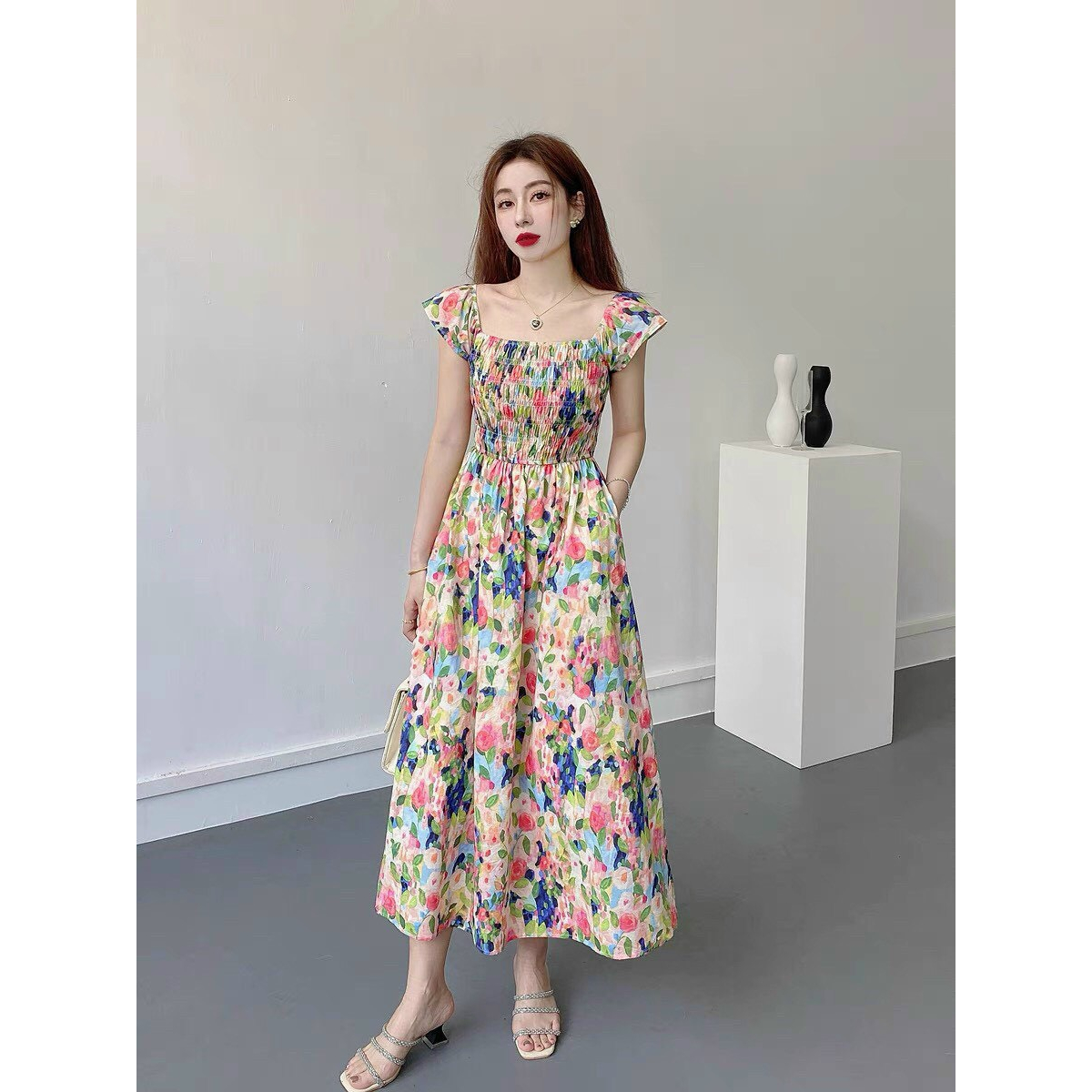 Váy nữ, váy hoa dáng xòe dài maxi, ngực nhúm chun ôm gọn trễ vai gợi cảm form vừa phong cách trẻ trung Hàn Quốc