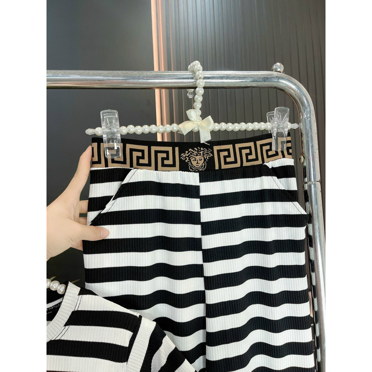 Set bộ thun nữ sọc ngang quần dài ống rộng suông kèm áo ôm croptop tay ngắn, Set bộ bo eo chất thun gân dày dặn