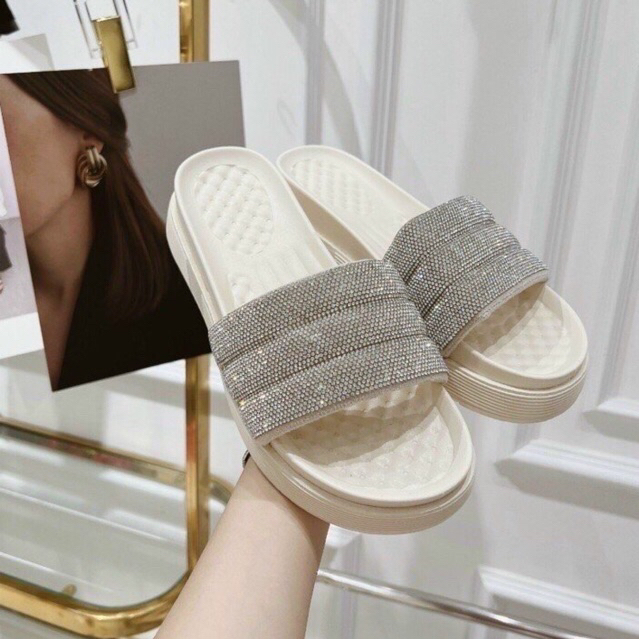 DÉP LÊ QUAI ĐÁ SANG CHẢNH HÀNG LOẠI XỊN HỘP CAM A659